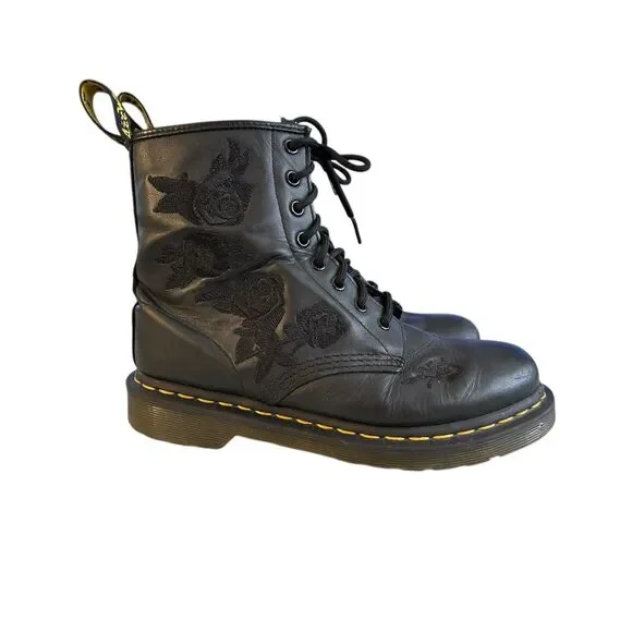 Dr Martens Women's 1460 Vonda Mono Boot Size 38 (7US) Black Embroidered Flowers - Picture 3 of 8